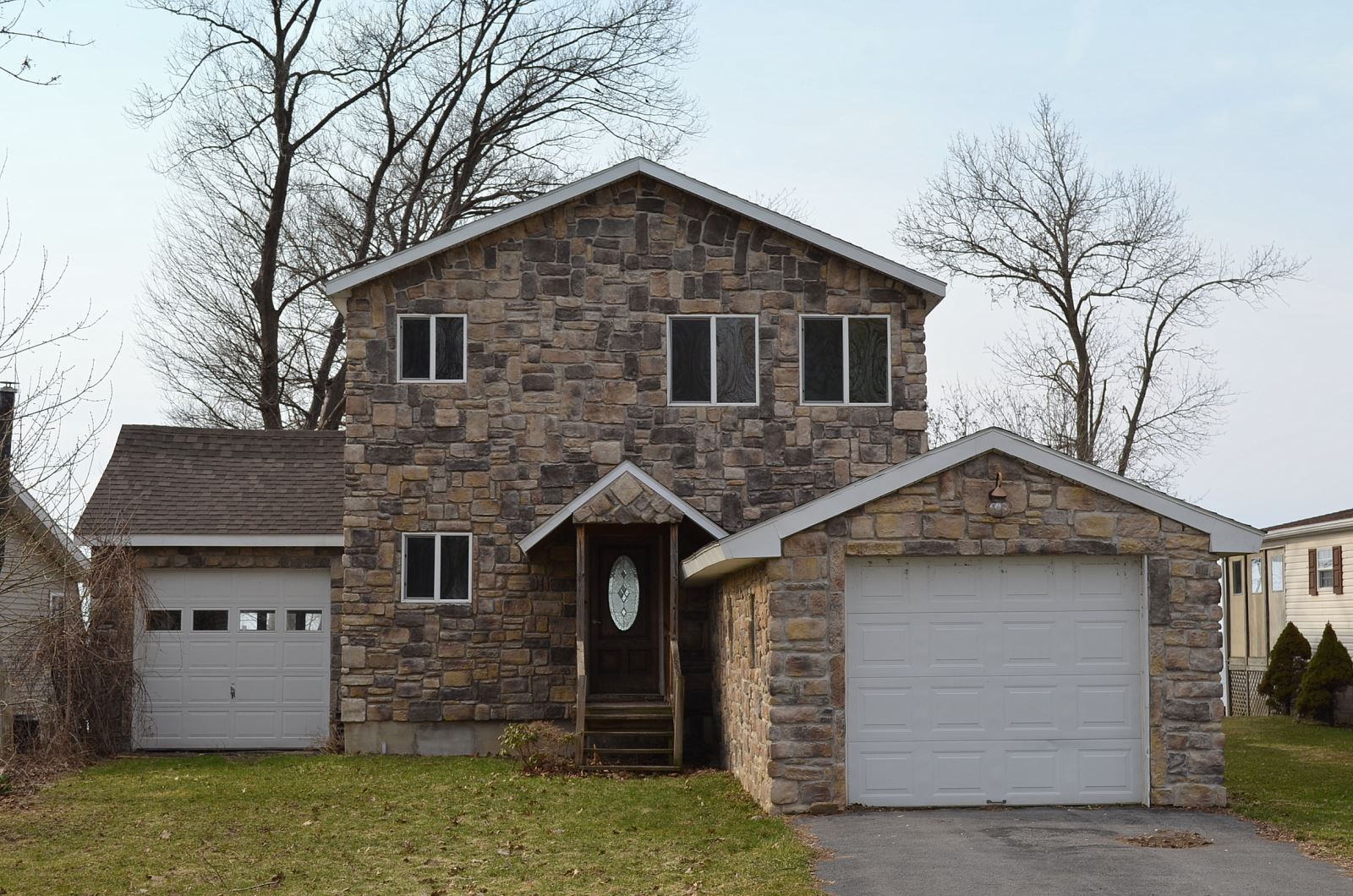 Year Round Lake Home Oneida Lake NY 50' of Waterfront Central NY